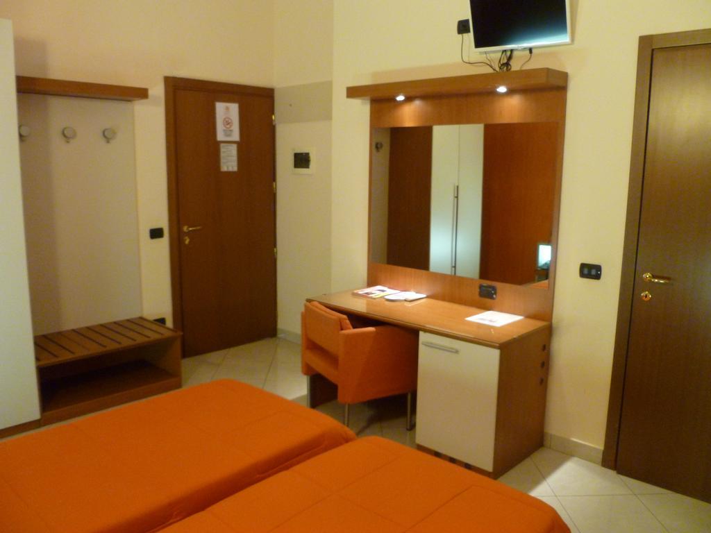 Hotel Del Corso Milan Exterior photo