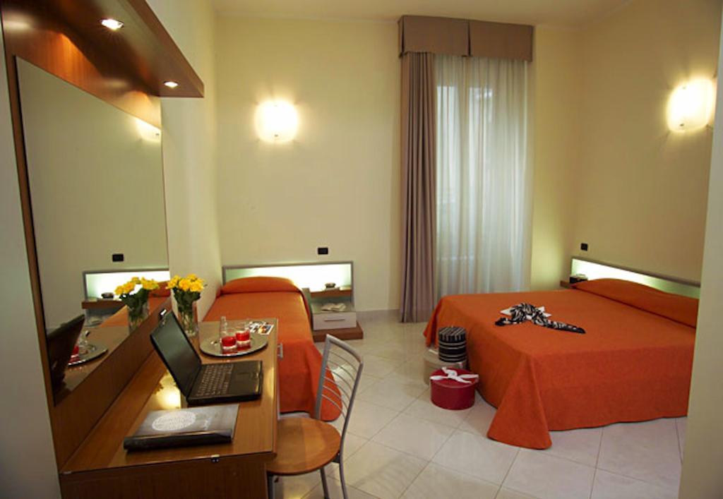 Hotel Del Corso Milan Exterior photo