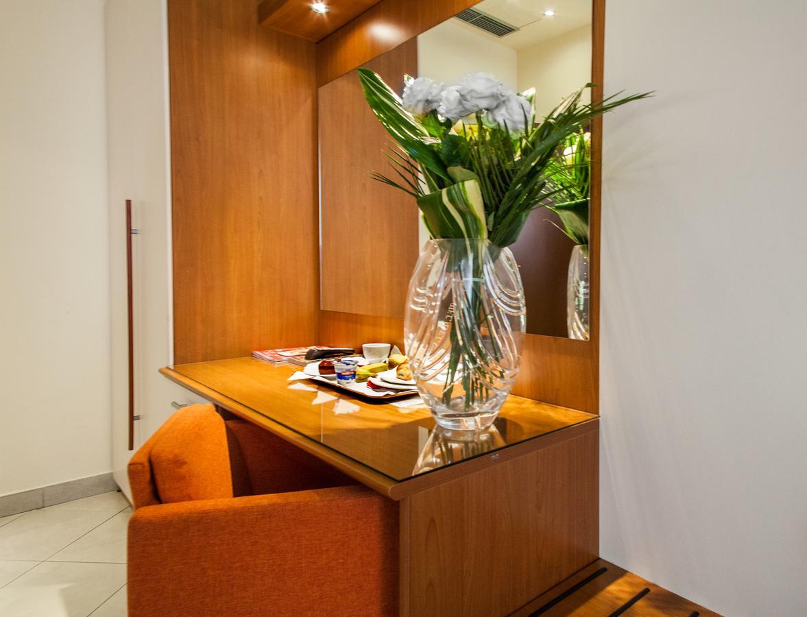 Hotel Del Corso Milan Exterior photo