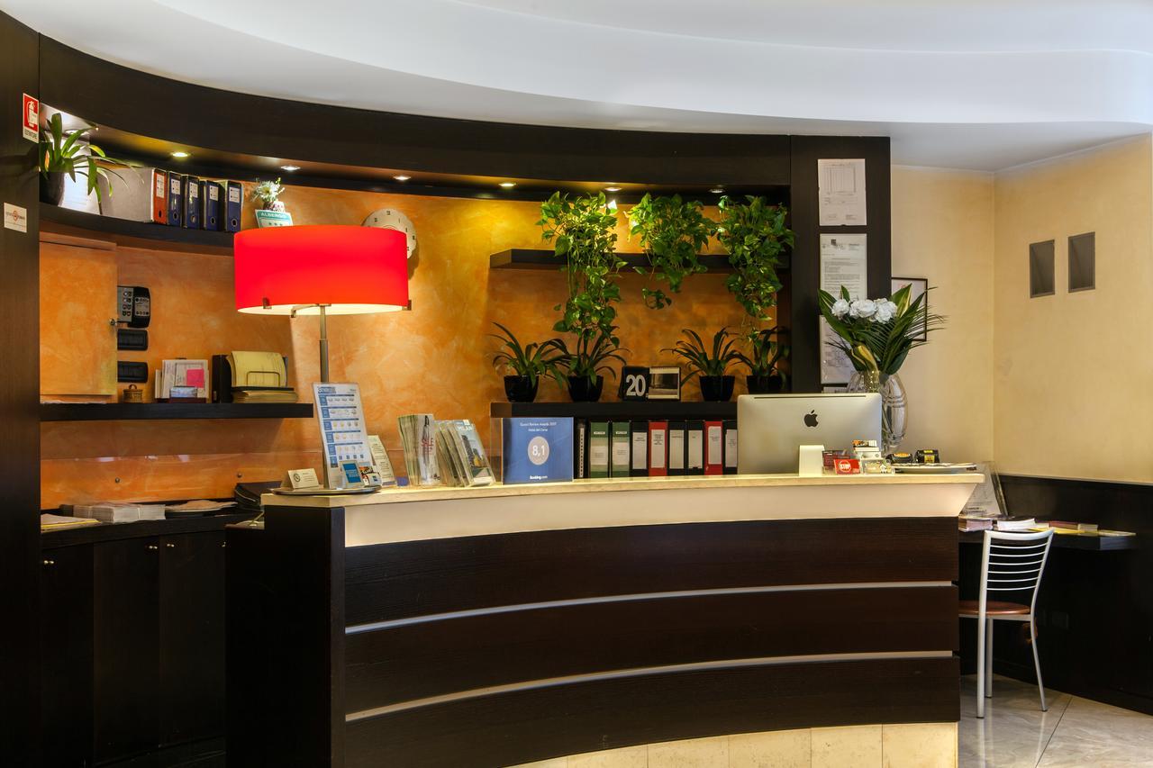 Hotel Del Corso Milan Exterior photo