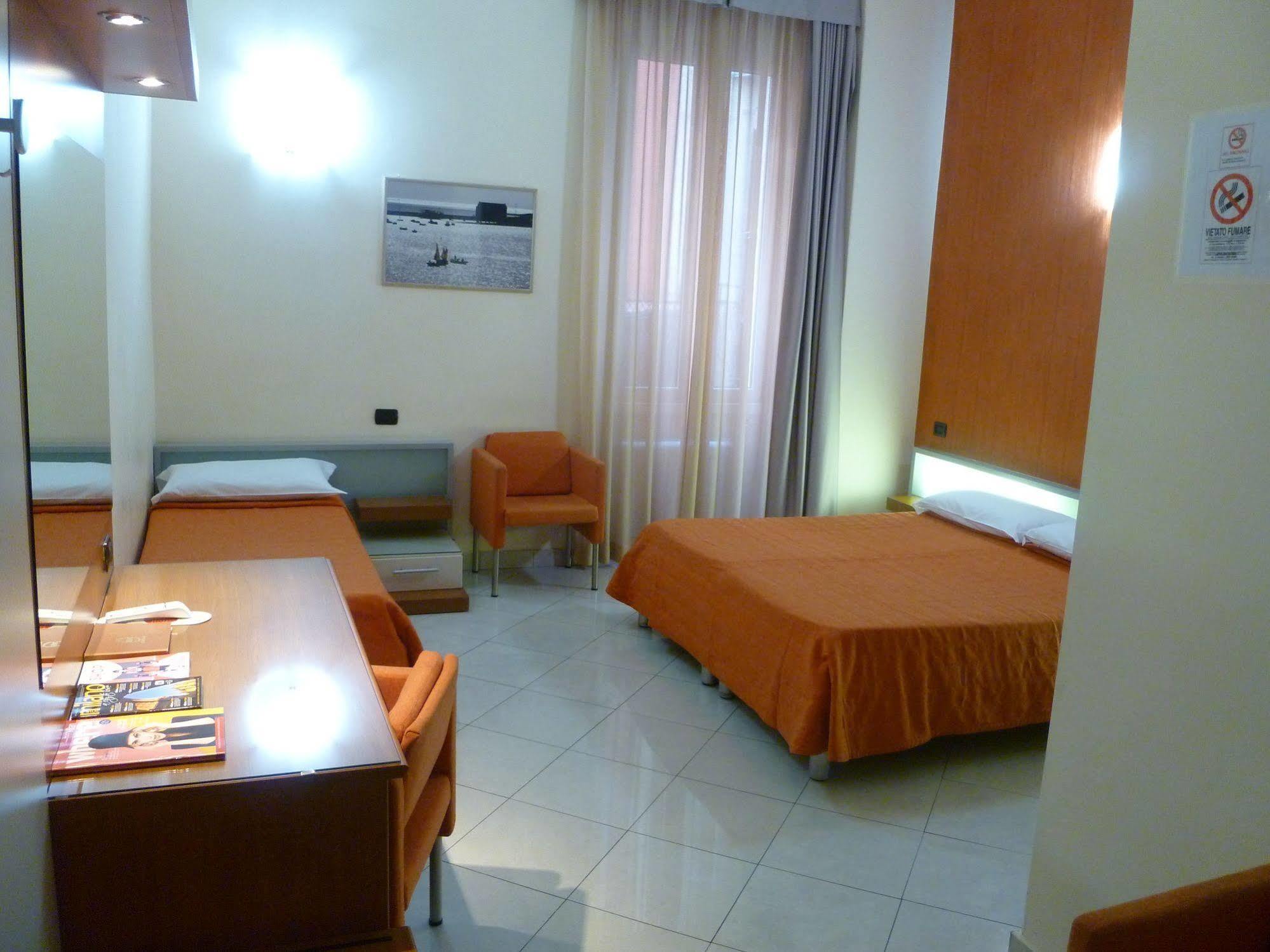 Hotel Del Corso Milan Exterior photo